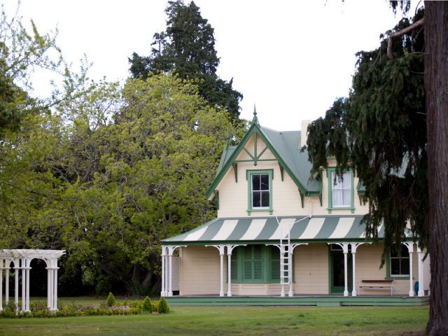 Stoneycroft House